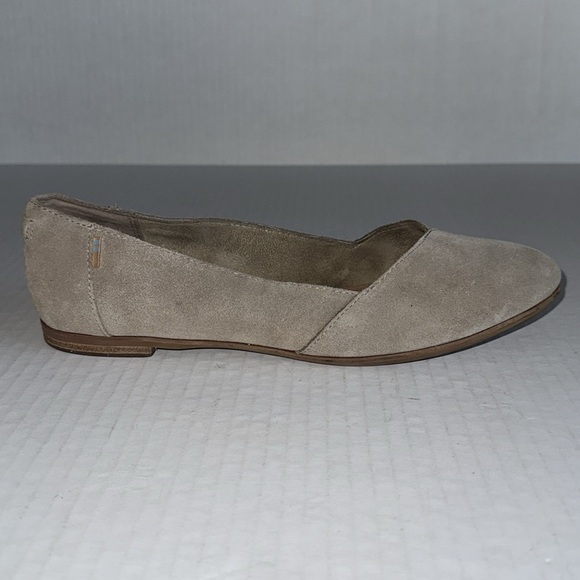 Toms Julie Light Taupe Almond Toe Suede Flats - Picture 6 of 11